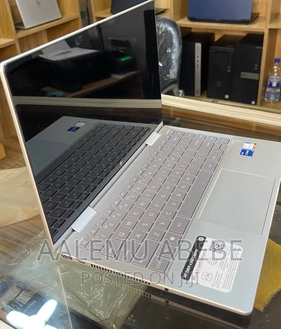 New Laptop HP Envy X360 16GB Intel Core I7 SSD 1T
