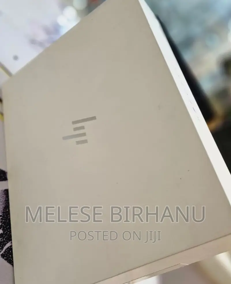 New Laptop HP Spectre 16GB Intel Core I7 SSD 1T