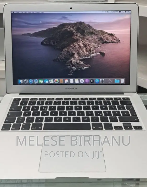 New Laptop Apple MacBook Air 2017 8GB Intel Core I5 SSD 128GB