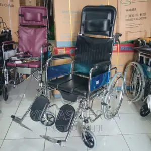 SGSG Folding Wheelchair With Enlarged Potty, Easy to Clean