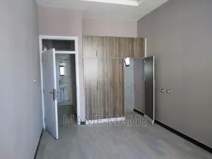 5bdrm Villa in Addis Abeba, Bole for sale