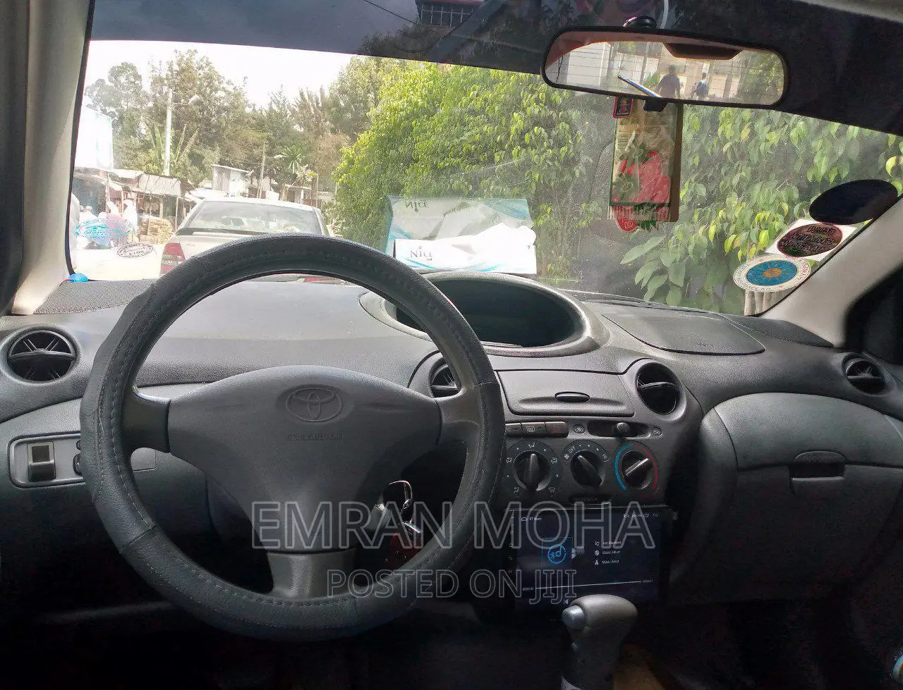 Toyota Vitz 2001 Silver
