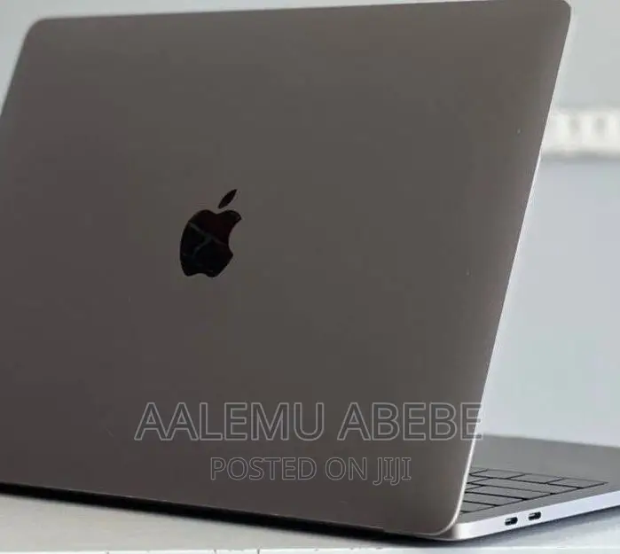 New Laptop Apple MacBook Pro 2016 8GB Intel Core I5 SSD 512GB