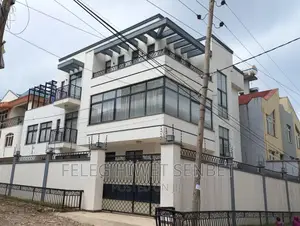 Furnished 5bdrm House in አ አ, Bole for sale