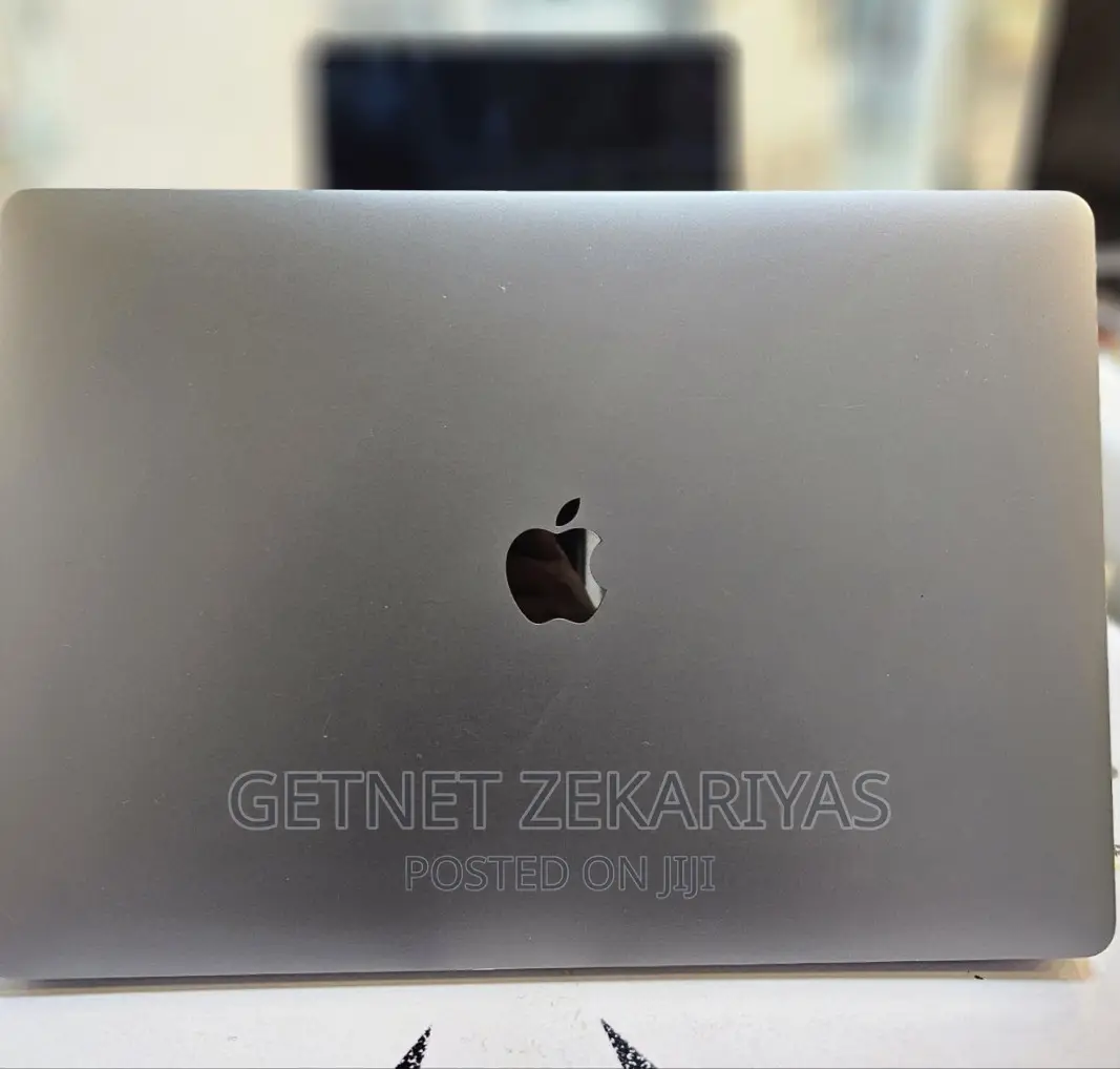 New Laptop Apple MacBook Pro 2016 16GB Intel Core I7 SSD 1T