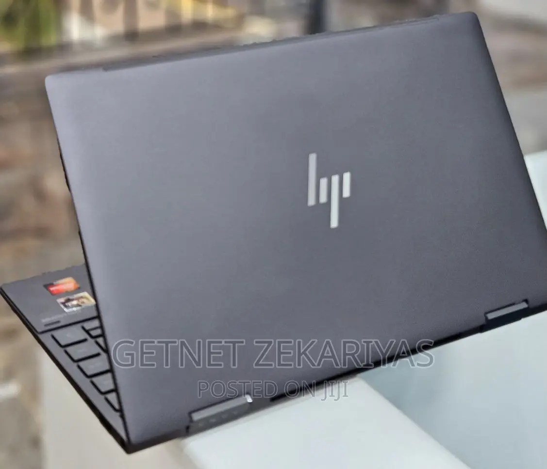 New Laptop HP Envy X360 8GB AMD Ryzen 5 SSD 512GB