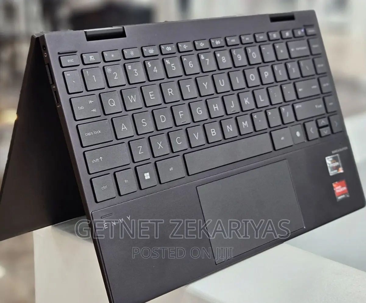 New Laptop HP Envy X360 8GB AMD Ryzen 5 SSD 512GB
