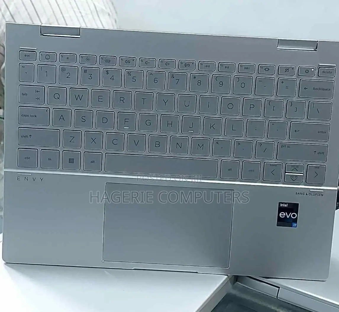 Laptop HP Envy X360 16GB Intel Core I7 SSD 1T