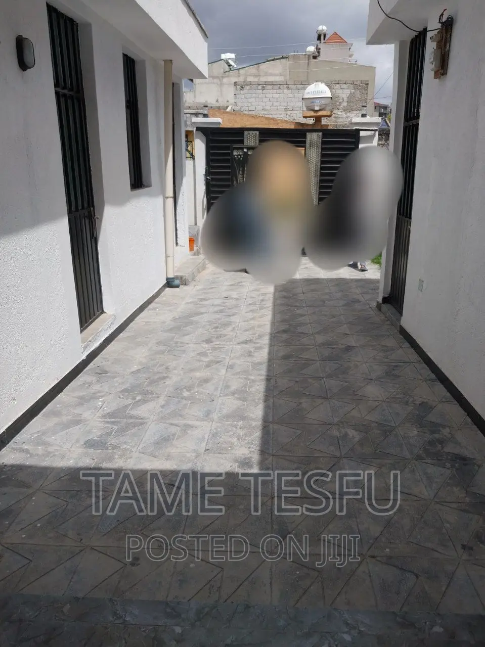 Furnished 4bdrm House in Hayat, Bole for sale