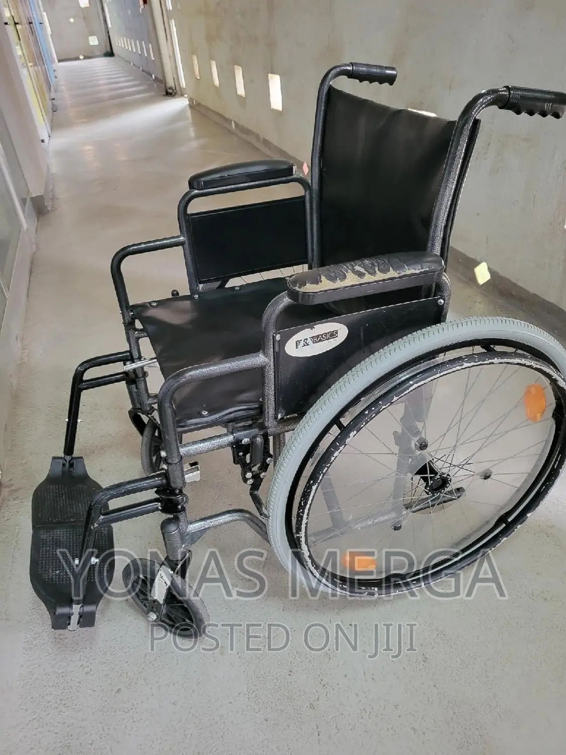 Slightly Used Almost New WHEELCHAIR - WELLNESS FOLDABLE