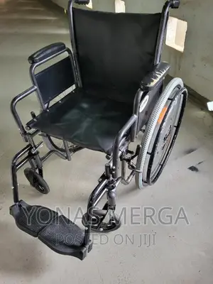 Slightly Used Wheelchair Wheelchair Invacare Action 3NG Used