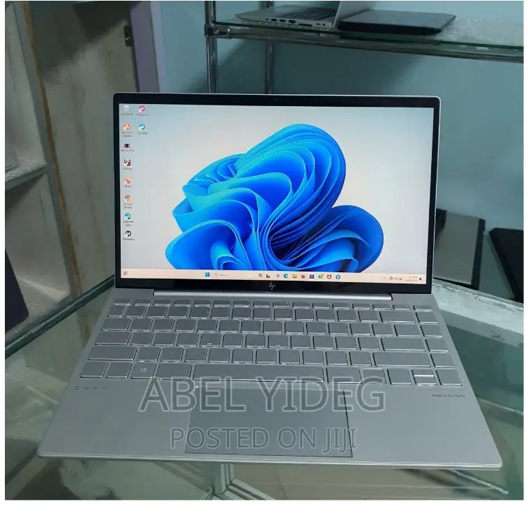 New Laptop HP Envy 14 16GB Intel Core I5 SSD 512GB