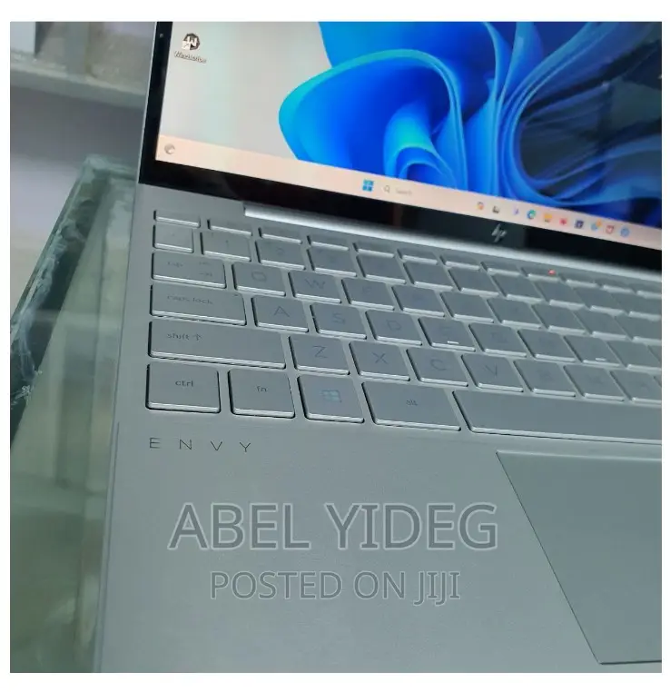 New Laptop HP Envy 14 16GB Intel Core I5 SSD 512GB
