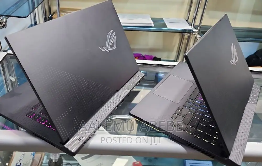 New Laptop Asus ROG Strix G15 16GB AMD Ryzen 7 SSD 1T