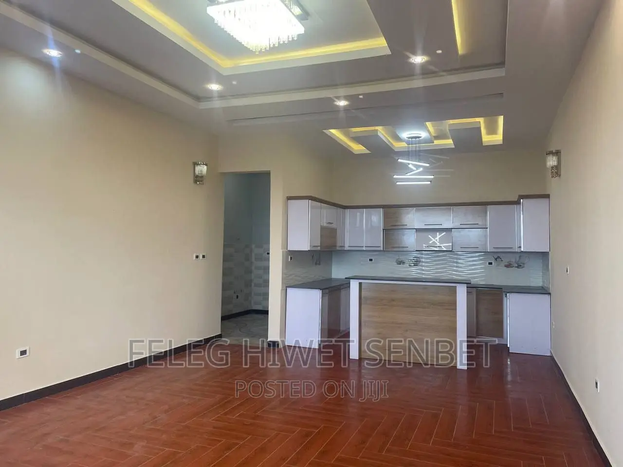 5bdrm Villa in Adiss Abeba, Bole for sale