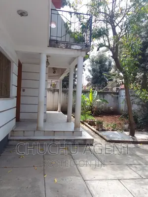 6bdrm House in Bole for sale