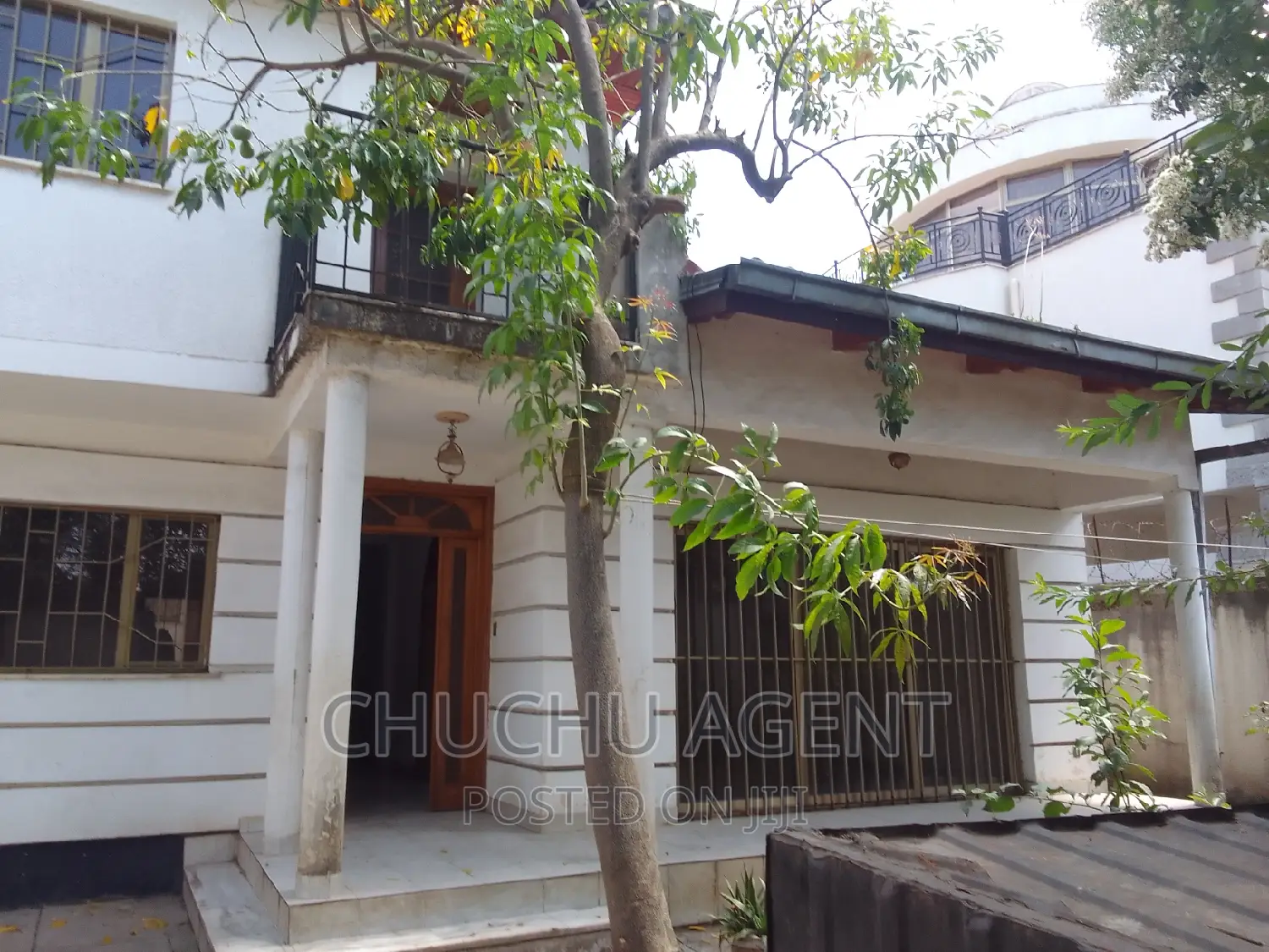 6bdrm House in Bole for sale