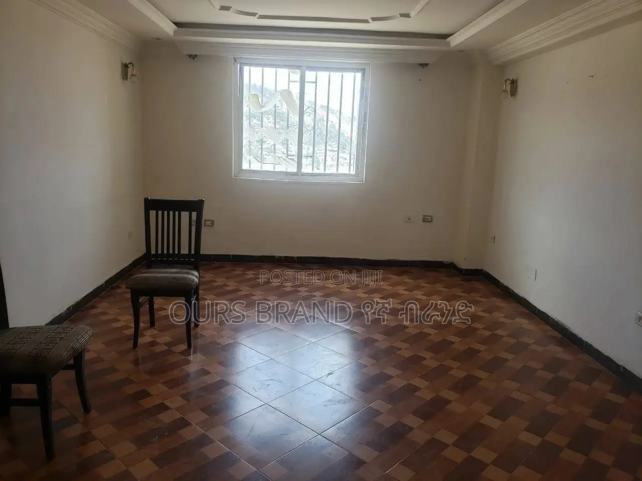 Furnished 2bdrm House in Yeka for sale