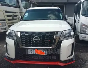 Nissan Patrol 2015 White