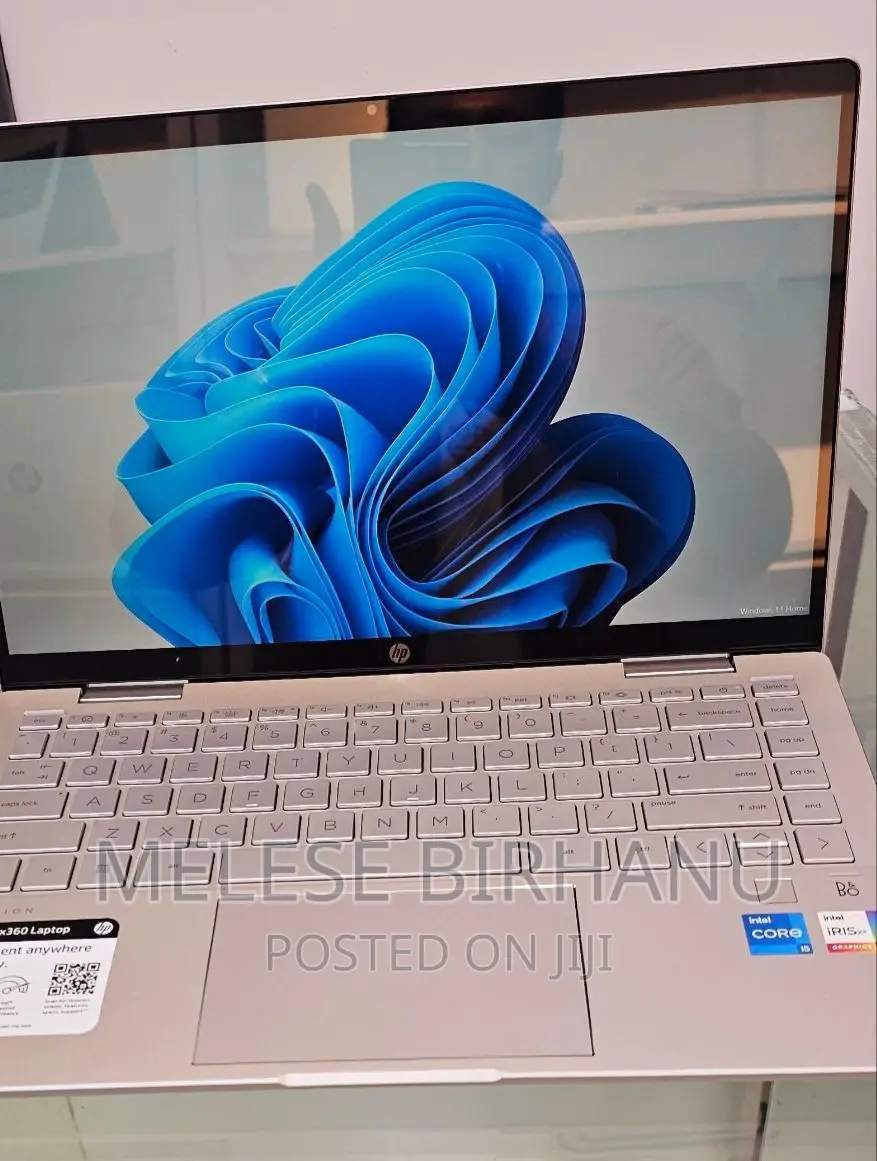 New Laptop HP Pavilion X360 14 8GB Intel Core I5 SSD 512GB