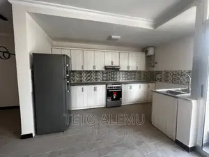 2bdrm Apartment in የሚሸጥ አፓርትመንት ካሳችስ, Kirkos for sale