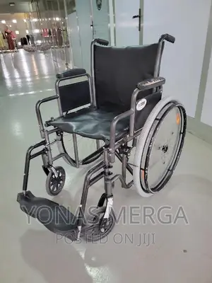 Used Wheelchair Simply Move Rejoy SMRO2 Folding Wheelchair