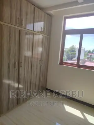 6bdrm House in G+2 House, Bole for rent