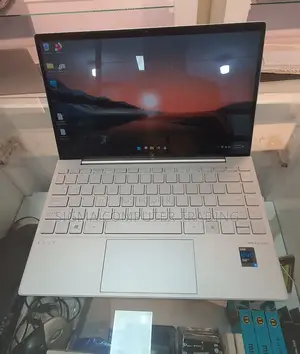 New Laptop HP Envy 13 16GB Intel Core I5 SSD 512GB