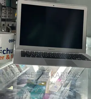 New Laptop Apple MacBook Air 2017 8GB Intel Core i5 SSD 256GB