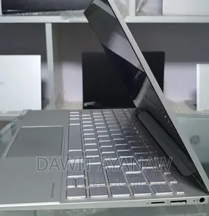 New Laptop HP Envy 15 16GB Intel Core I5 SSD 512GB