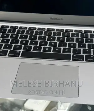 New Laptop Apple MacBook Air 2017 8GB Intel Core i5 SSD 256GB