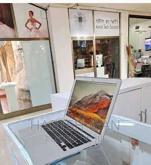New Laptop Apple MacBook Air 2017 8GB Intel Core I5 SSD 128GB
