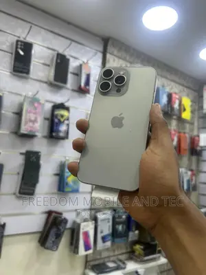 New Apple iPhone 15 Pro Max 256 GB Gray