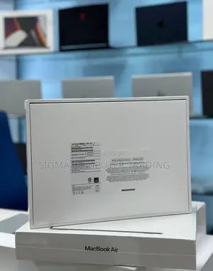 New Laptop Apple MacBook Air 2022 M2 8GB Apple M2 SSD 256GB