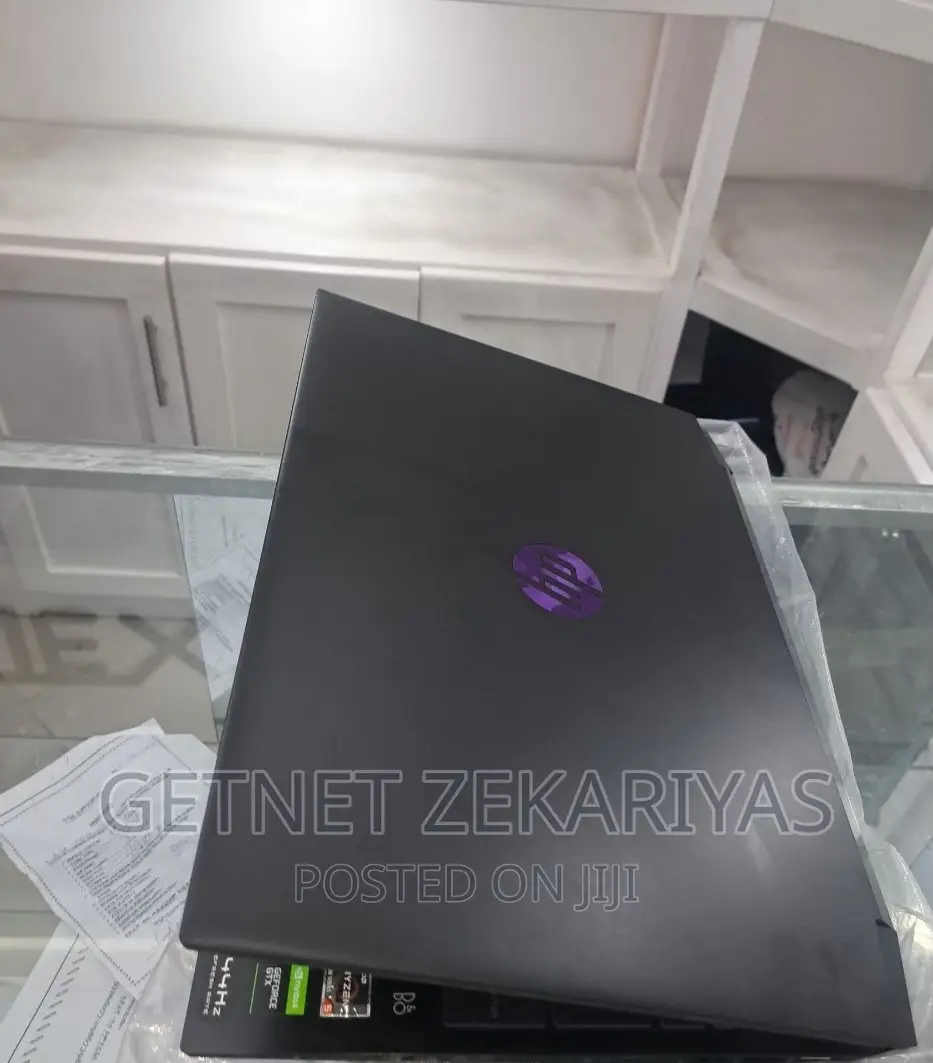 New Laptop HP Pavilion Power 15 8GB AMD Ryzen 5 SSD 512GB