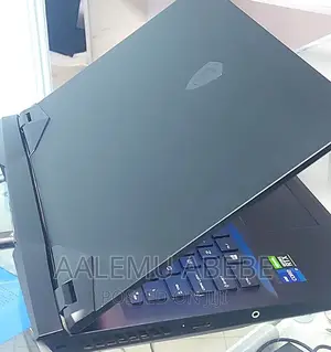 New Laptop MSI GP75 Leopard 16GB Intel Core I7 SSD 1T