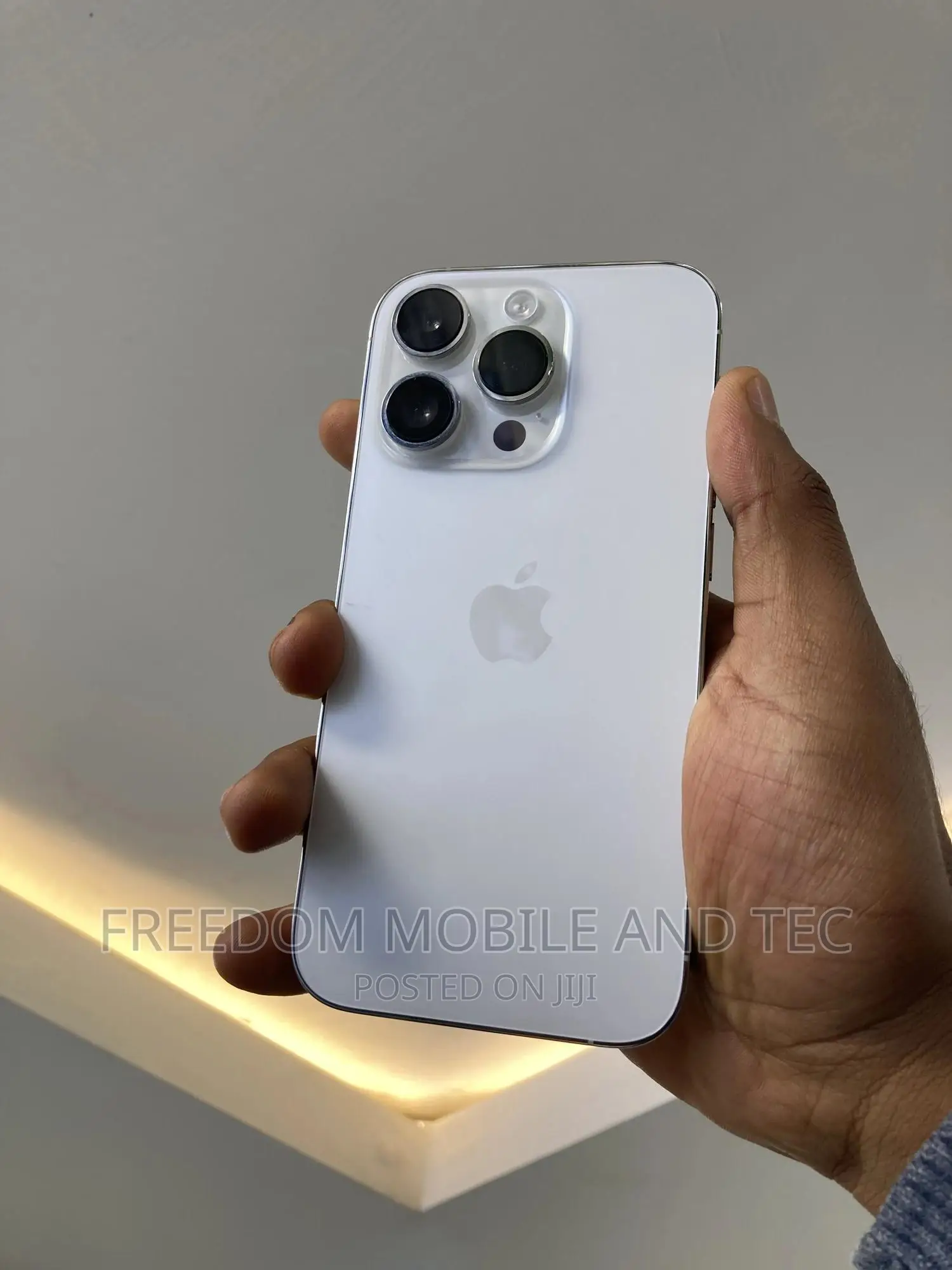 New Apple iPhone 14 Pro 128 GB White