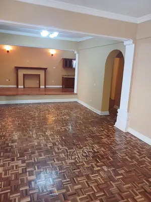 5bdrm Villa in 🏘ባንክ ያለበት የሚሸጥ ቤት, Bole for sale