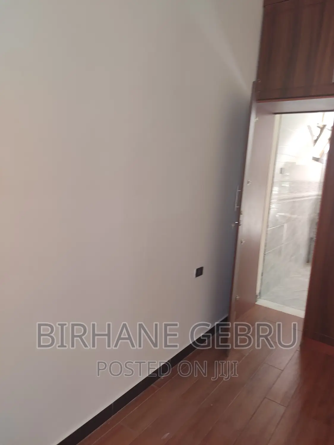 6bdrm Villa in Rent Villa Hause, Bole for rent