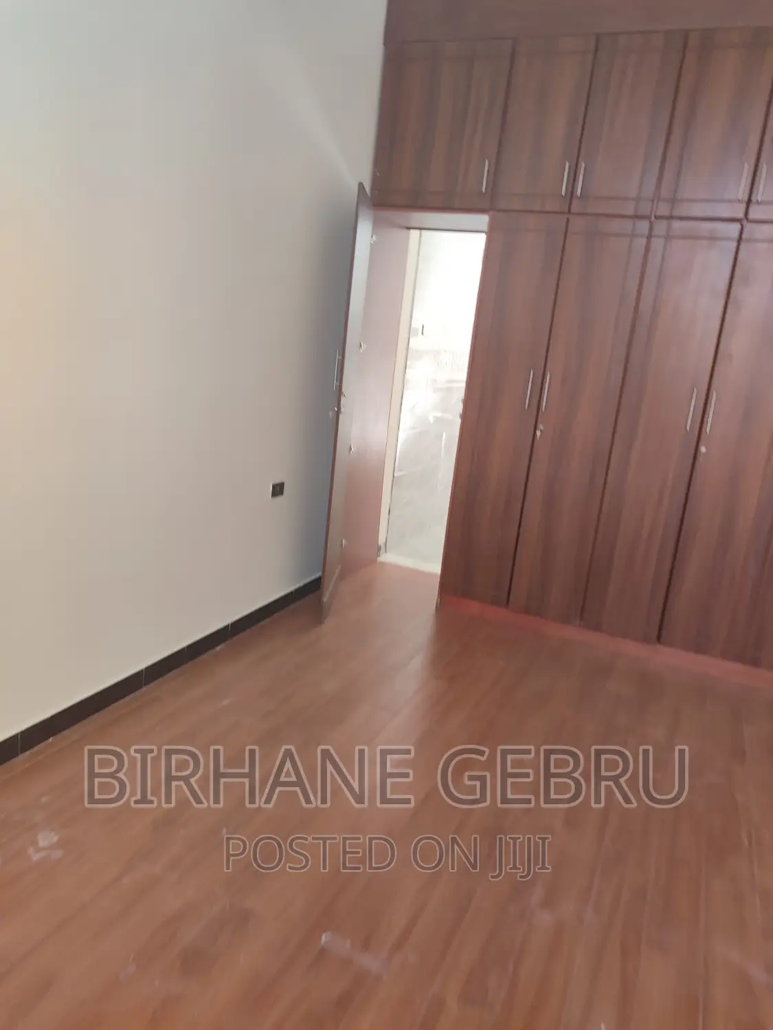 6bdrm Villa in Rent Villa Hause, Bole for rent