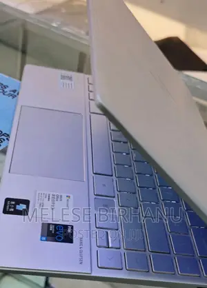New Laptop HP Envy 13 16GB Intel Core i5 SSD 512GB