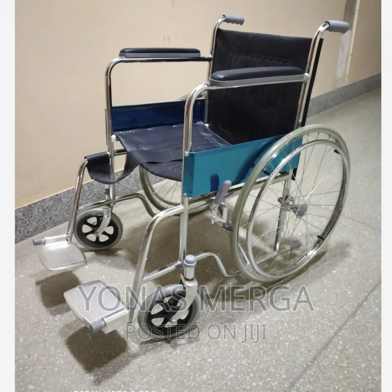 Portable/Elderly/Disabled Wheelchair Wagon Wheelchair