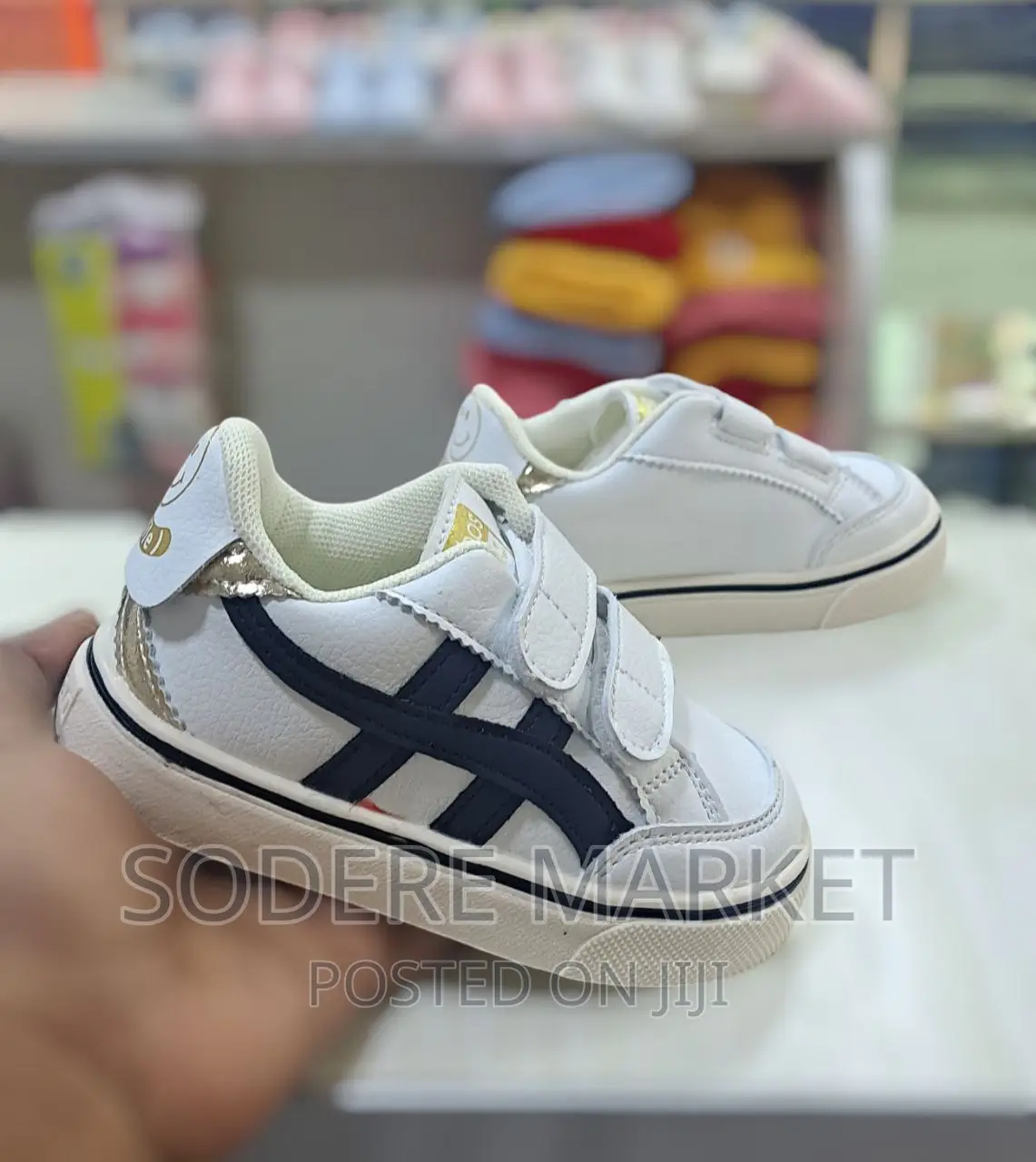 Unisex Sneakers Size: 22-26 Color: Black, Blue