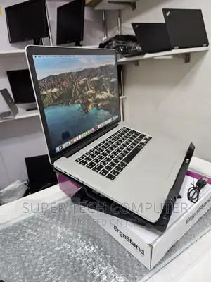 New Laptop Apple MacBook Pro 2015 16GB Intel Core I7 SSD 512GB
