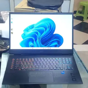 New Laptop HP Omen 17t 16GB Intel Core I7 SSD 1T