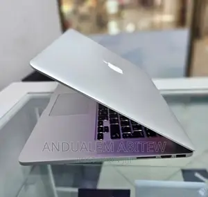New Laptop Apple MacBook Pro 2015 16GB Intel Core I7 SSD 512GB