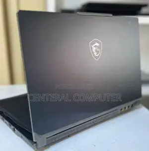 New Laptop MSI Stealth 17 Studio A13V 16GB Intel Core I7 SSD 512GB