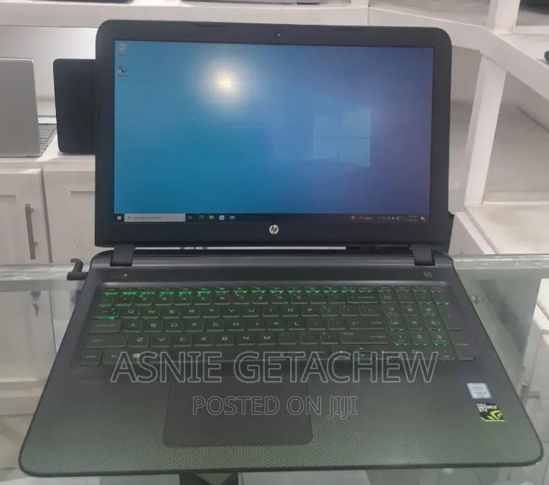 New Laptop HP Pavilion 15 4GB Intel Core I5 HDD 1T