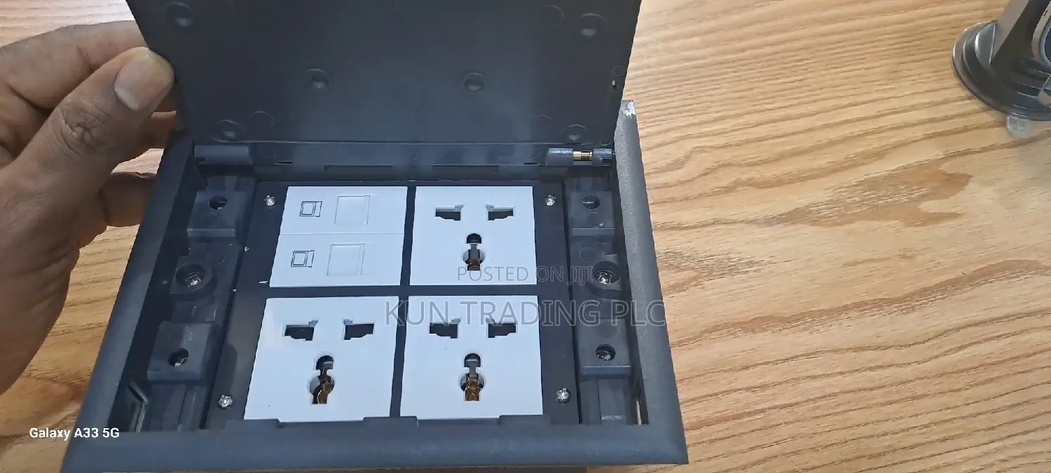 Floor Socket
