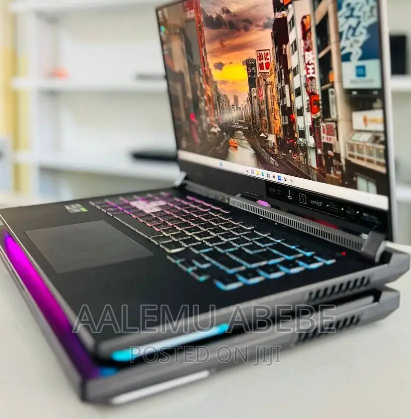 New Laptop Asus ROG Strix G15 16GB AMD Ryzen 7 SSD 1T